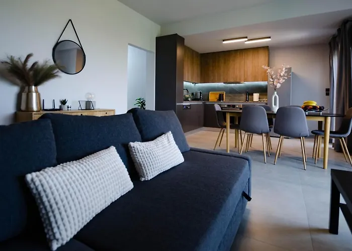 Marimar Panoramic Retreat: Magnificent Space And Breathtaking Gulf View Lejlighed Kalamata