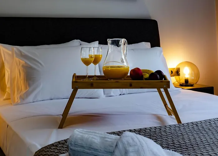 Marimar Panoramic Retreat: Magnificent Space And Breathtaking Gulf View Lejlighed Kalamata